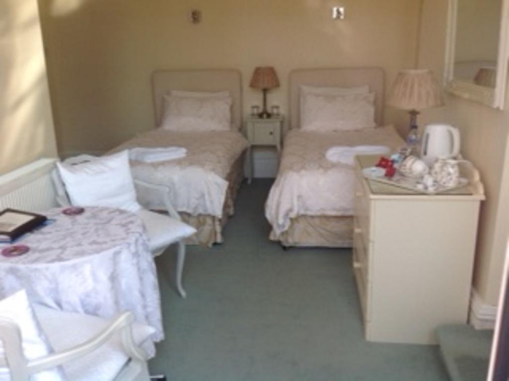 Bassets House Bed & Breakfast Eastbourne Eksteriør bilde